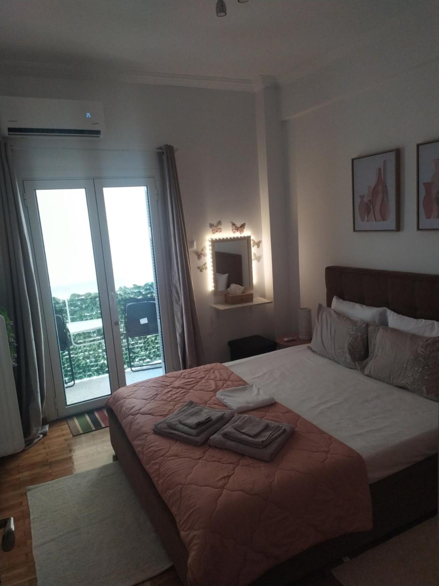 Beautiful Apartment In Athens. Exterior foto
